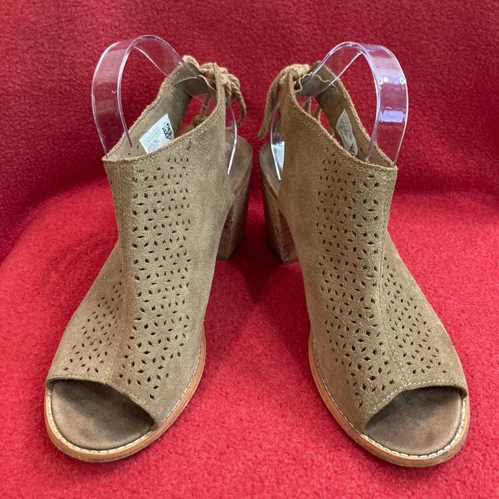 TOMS Sz 9.5 Stacked  Heel Perforated Suede Peep Toe Tie in Back Booties Shooties